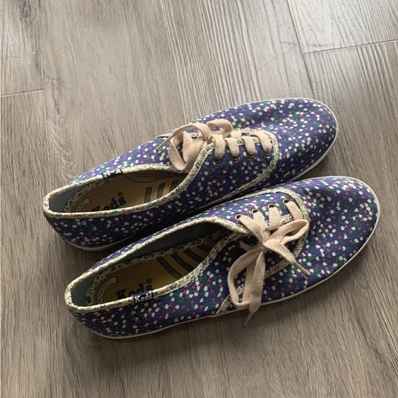 keds floral fashion sneakers - Picture 2 of 3
